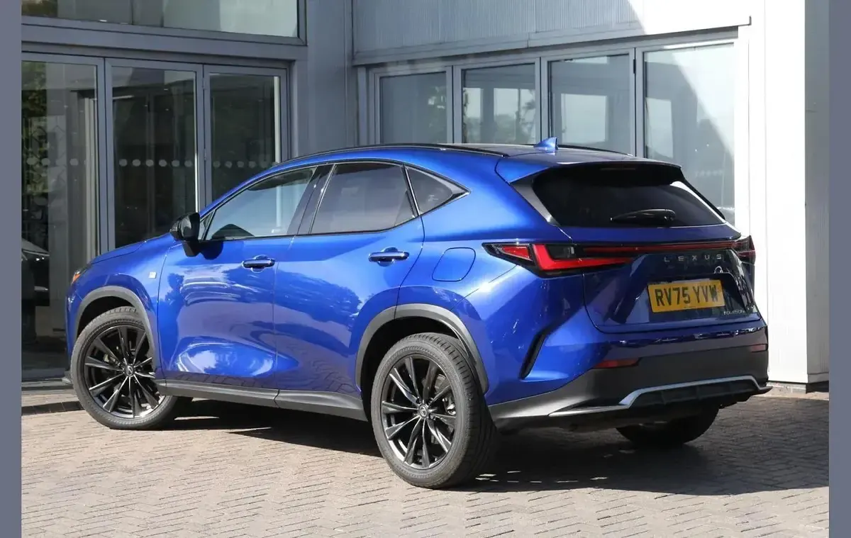 Used Lexus NX450h+ Sport Line 288 HP (211 kW) 2025 Blue SUV