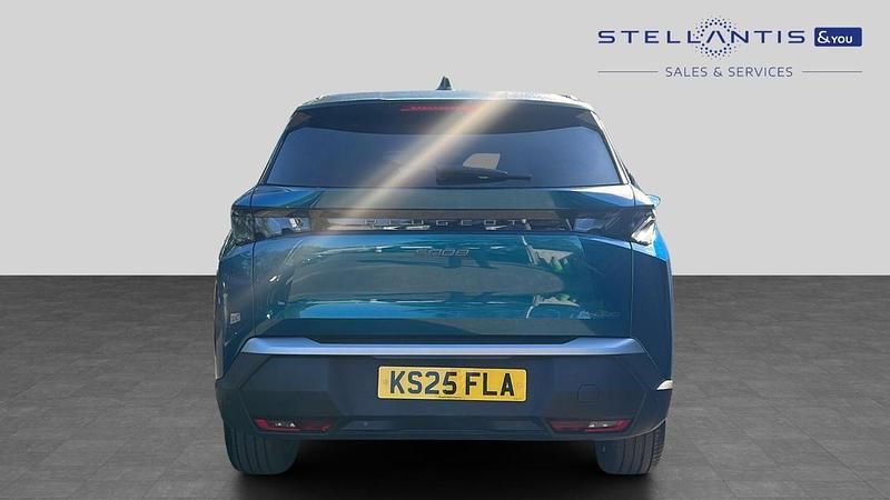 Gebraucht Peugeot 5008 GT 134 PS (98 kW) 2025 Blau SUV