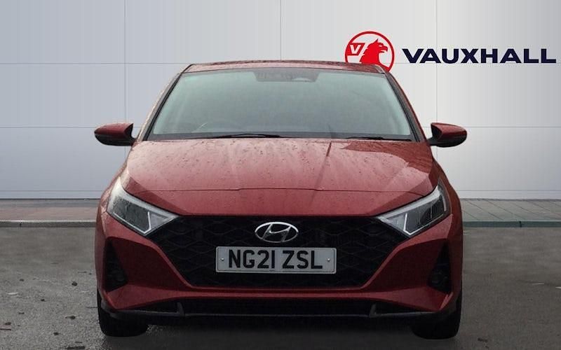 Used Hyundai i20 Premium 101 HP (74 kW) 2023 Hatchback