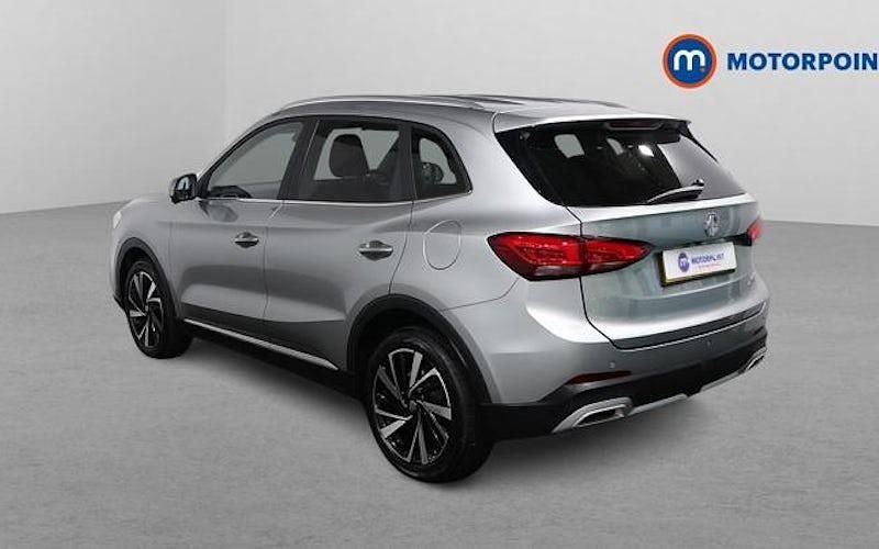Usado MG ZS Trophy 196 HP (144 kW) 2025 Prateado SUV