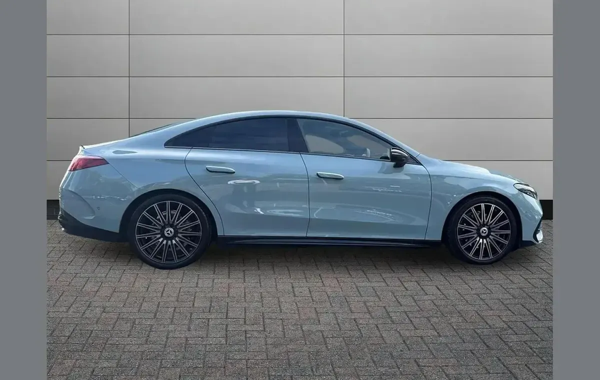 Used Mercedes CLA220 AMG Line Premium Plus 187 HP (137 kW) 2026 Green Sedan