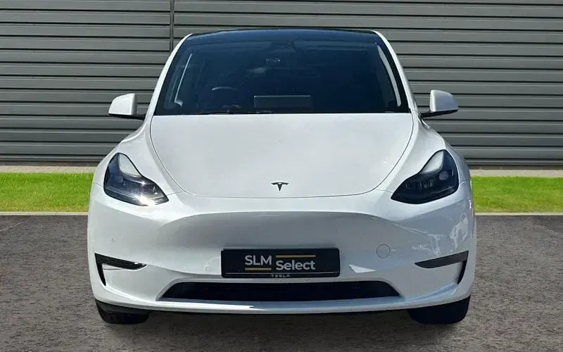Used Tesla Model Y Long Range AWD 286 kW (389 HP) 2022 White SUV