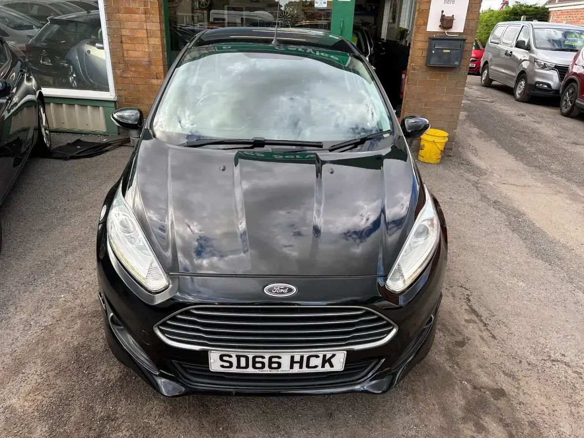 Used Ford Fiesta Zetec 2016 Black Hatchback