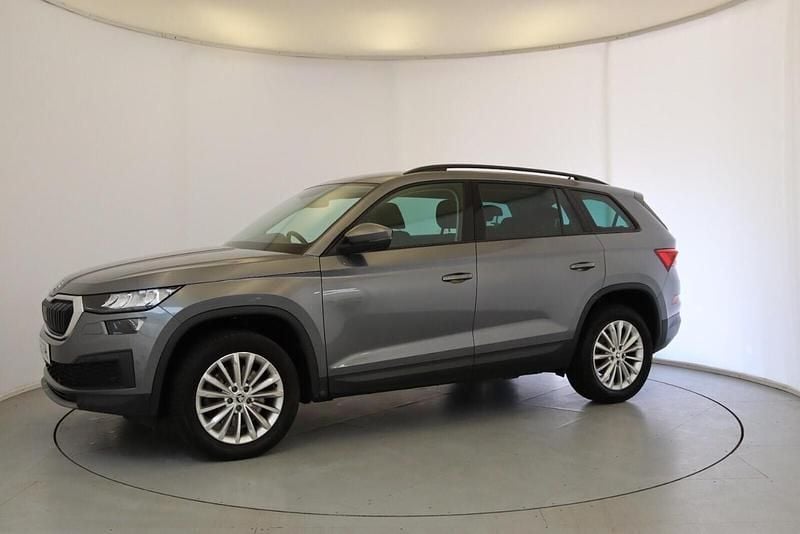Grey Used 2022 Skoda Kodiaq SE SUV | £23,495 (Fair price) - Image 1/3