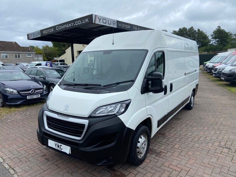 Used Peugeot Boxer 140 HP (102 kW) 2021 White Van