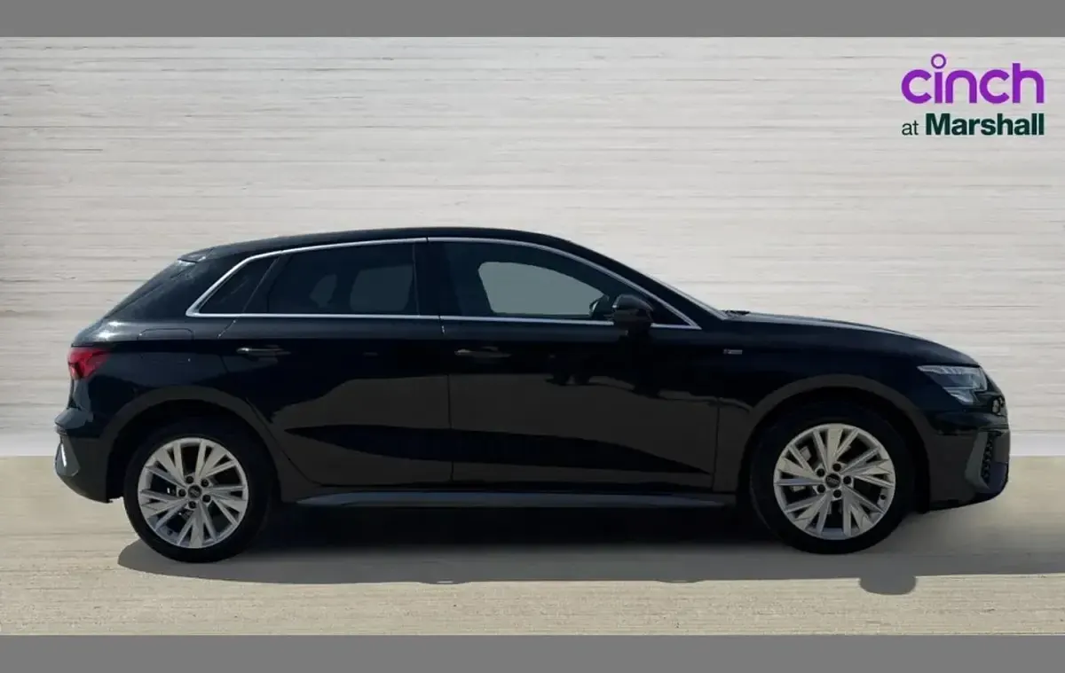 Begagnad Audi A3 e-tron S-Line 204 HK (150 kW) 2021 Svart Halvkombi