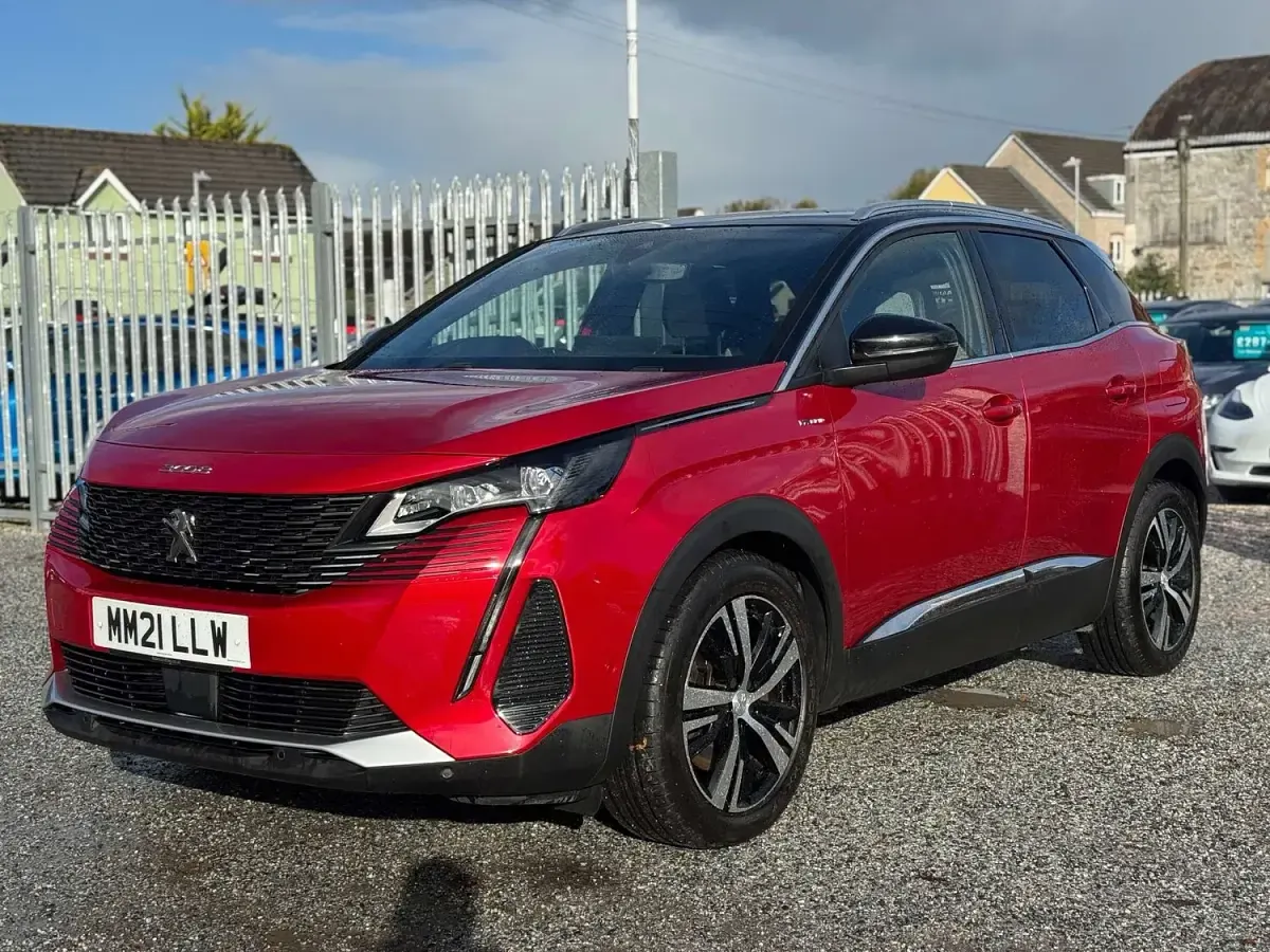 Gebraucht Peugeot 3008 Premium 300 PS (220 kW) 2021 Rot Kleinwagen