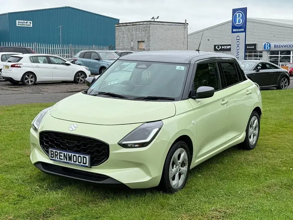 Used Suzuki Swift 82 HP (60 kW) 2025 Yellow Hatchback