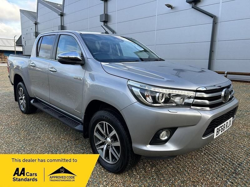 Silver Used 2018 Toyota HiLux Pickup | £18,750 (Good price) - Image 1/4