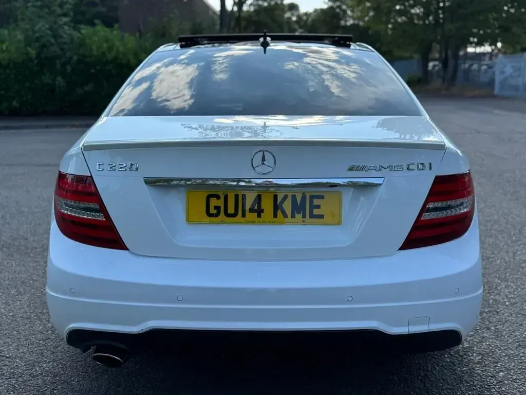 Used Mercedes C220 Sport Edition 2014 White Sedan