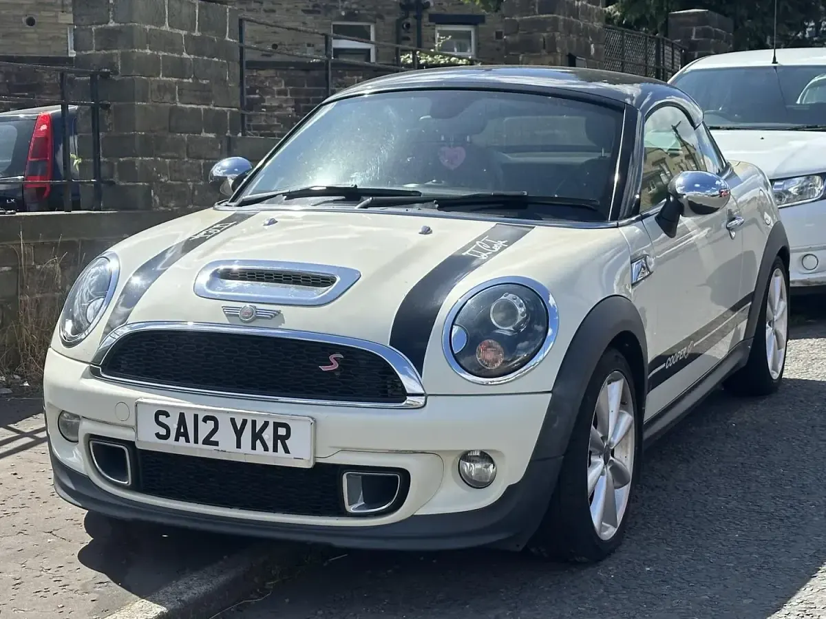 Used Mini Cooper SD Coupé 143 HP (105 kW) 2012 White Coupe