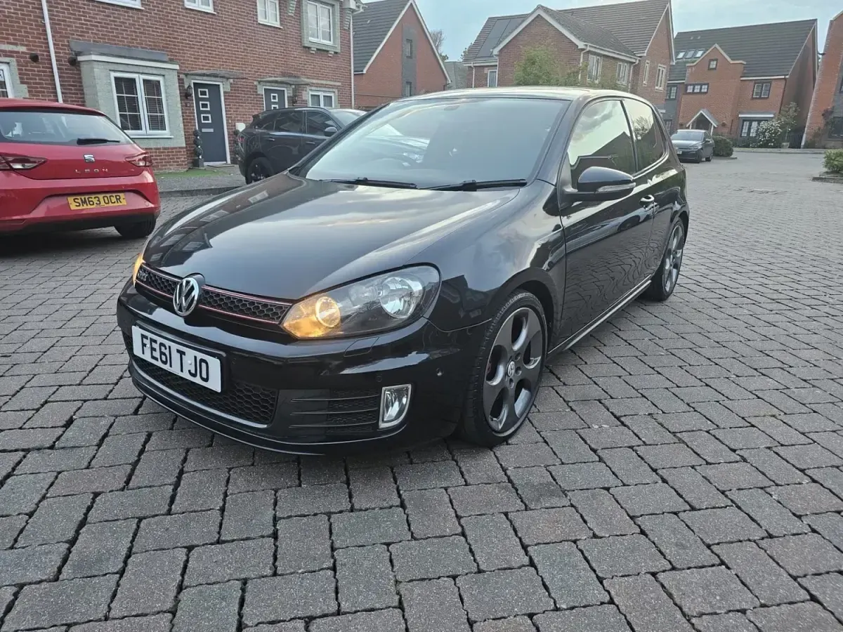 Usado VW Golf VI GTI 2011 Preto Citadino