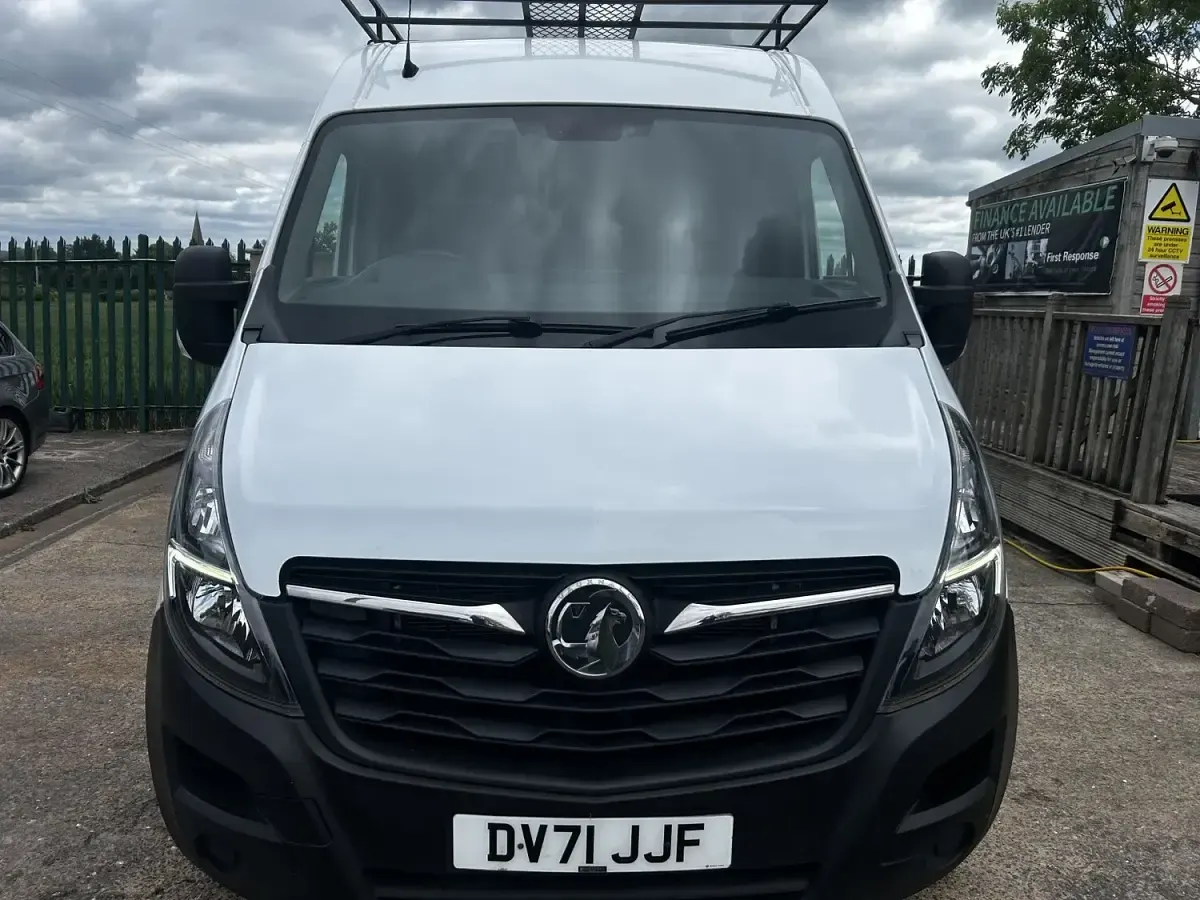 Used Vauxhall Movano Edition 2021 White MPV