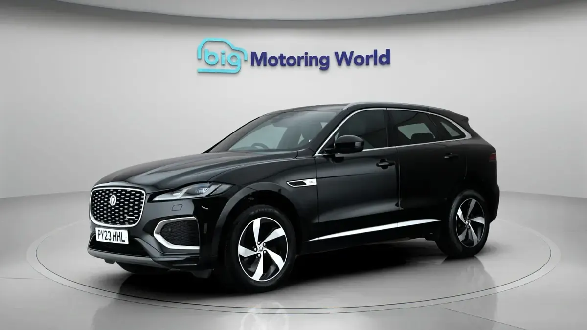 Używany Jaguar F-Pace R-Dynamic 201 KM (147 kW) 2023 SUV