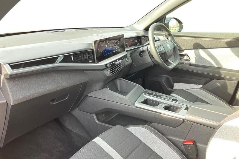 Used Vauxhall Grandland X Design Edition 134 HP (98 kW) 2025 Brown SUV