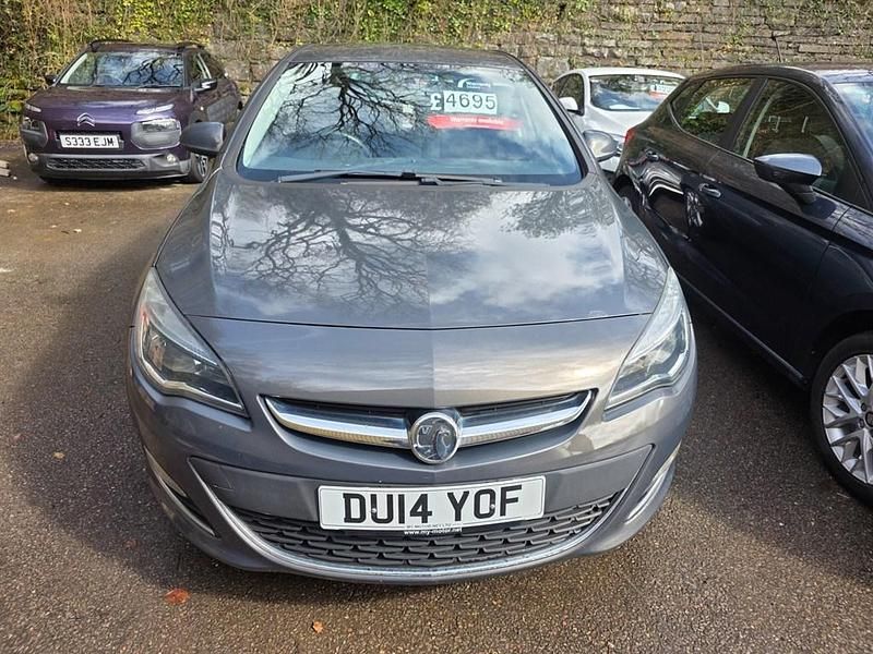 Used Vauxhall Astra SRi 115 HP (84 kW) 2014 Grey Hatchback