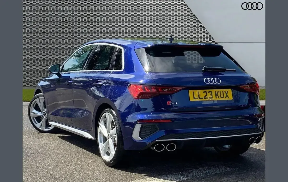 Used Audi S3 Sportback Comfort 310 HP (228 kW) 2023 Blue Hatchback