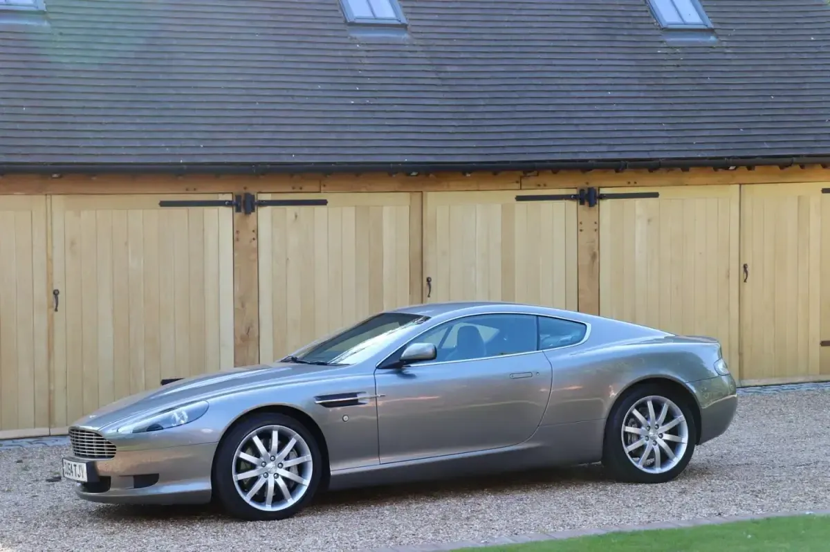 Used Aston Martin DB9 456 HP (335 kW) 2004 Silver Coupe