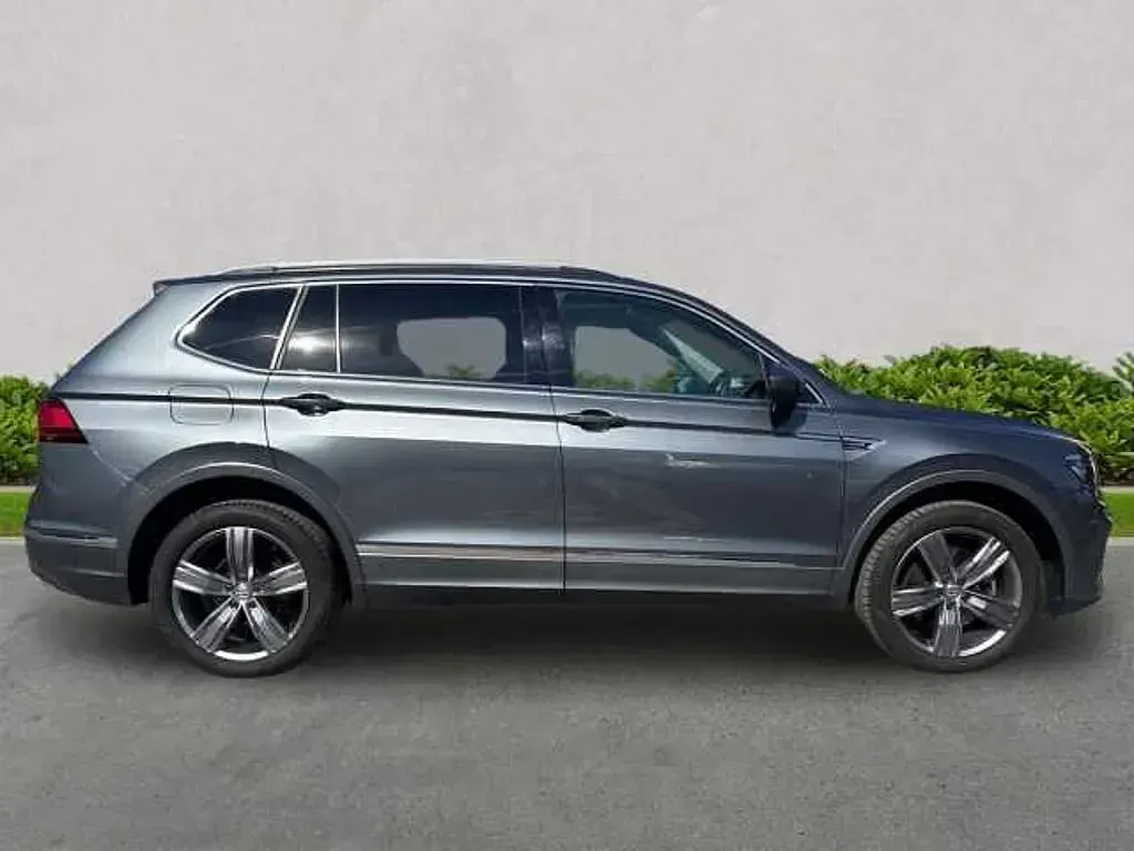 Used VW Tiguan Allspace SEL 190 HP (139 kW) 2019 Grey SUV