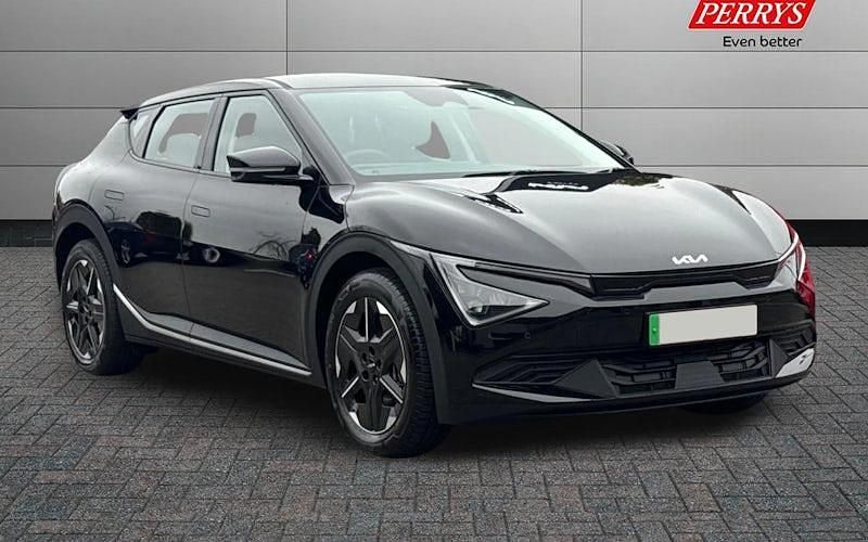 New 2025 Kia EV6 Air SUV | £35,985 (Good price) - Image 1/4