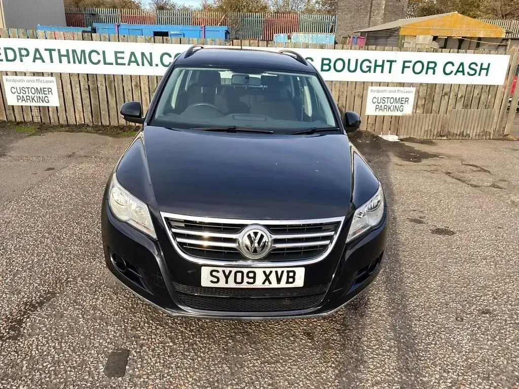 Second-hand VW Tiguan S 140 CP (102 kW) 2009 Negru SUV