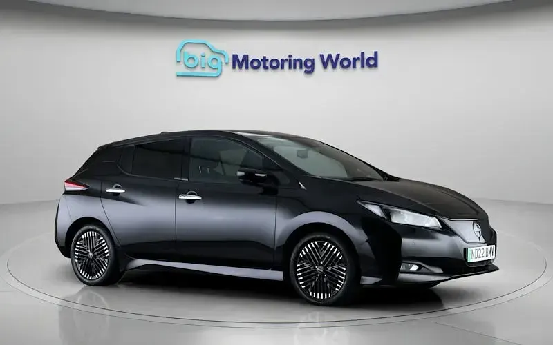 Used Nissan Leaf N-Connecta 110 kW (150 HP) 2022 Black Hatchback