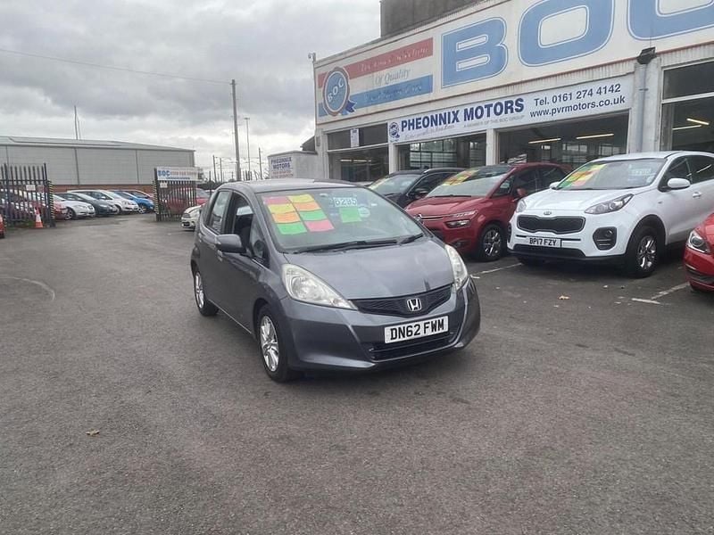 Used Honda Jazz ES 99 HP (72 kW) 2012 Grey Hatchback