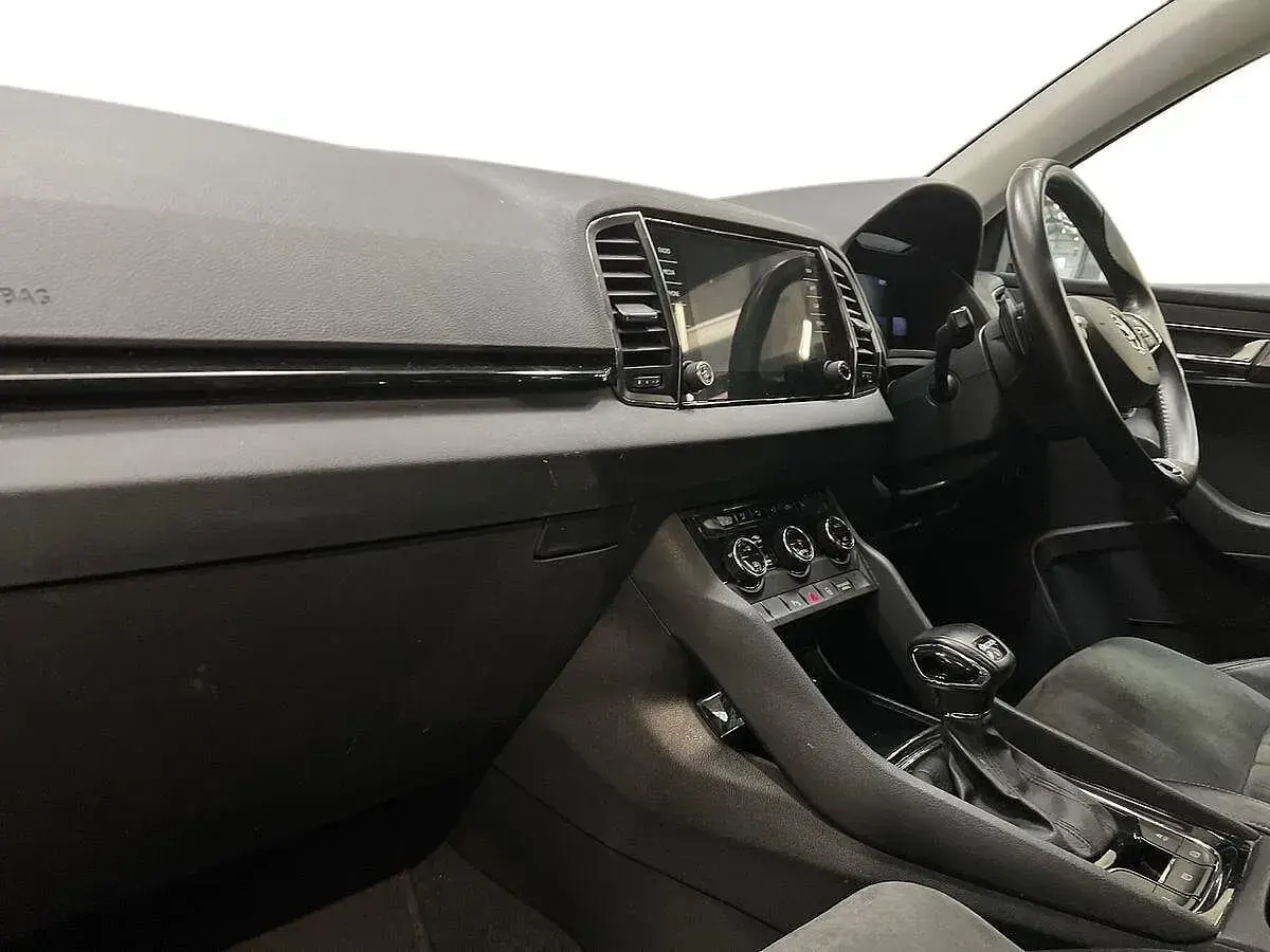 Gebraucht Skoda Karoq SE L 110 PS (80 kW) 2023 Orange SUV