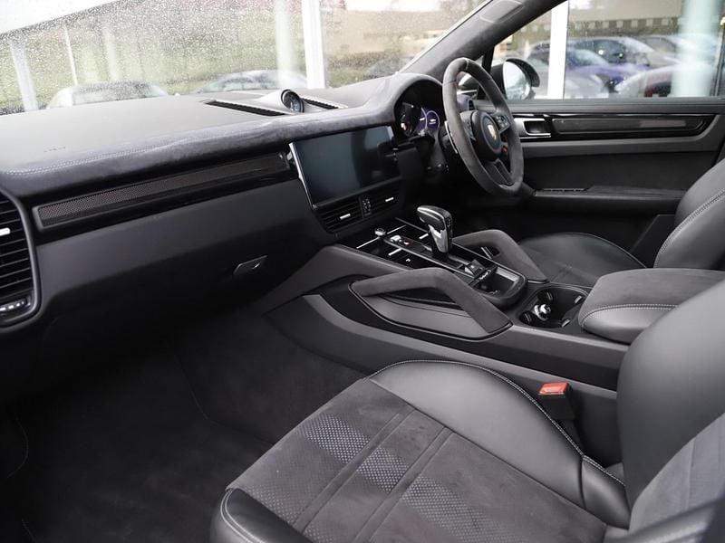 Used Porsche Cayenne Turbo GT 640 HP (470 kW) 2022 Grey SUV