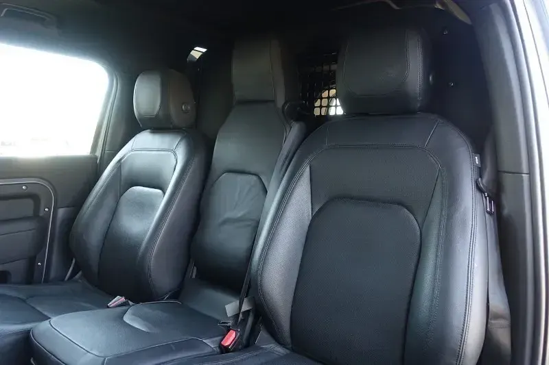 Used Land Rover Defender SE 2023 Grey SUV