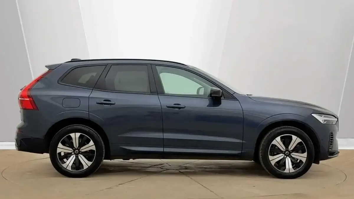 Used Volvo XC60 Plus 249 HP (183 kW) 2023 SUV