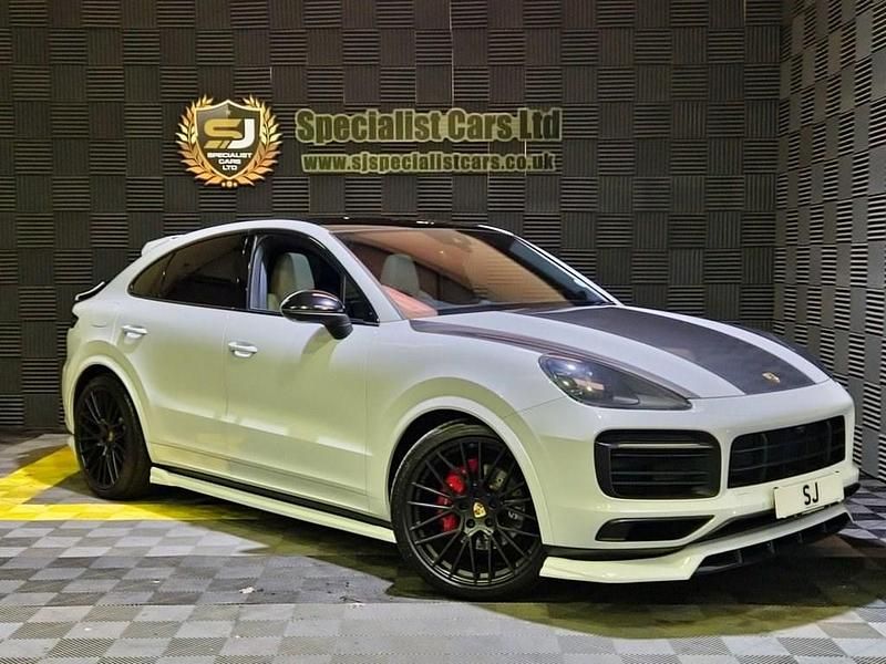 White Used 2020 Porsche Cayenne SUV | £48,995 (Fair price) - Image 1/4