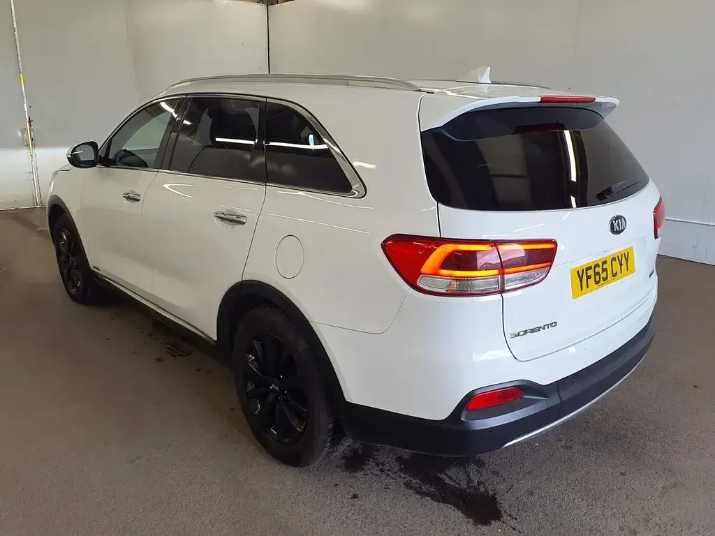 Used Kia Sorento 200 HP (147 kW) 2015 White SUV