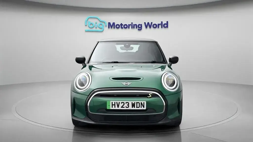 Used Mini Cooper SE Hatch 135 kW (184 HP) 2023 Hatchback
