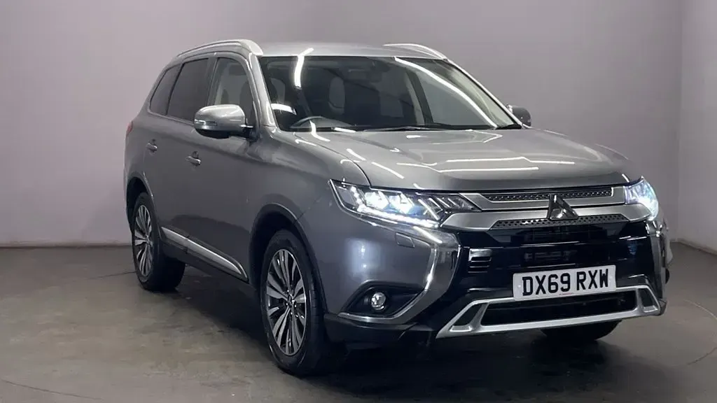 Used Mitsubishi Outlander 150 HP (110 kW) 2019 Grey SUV