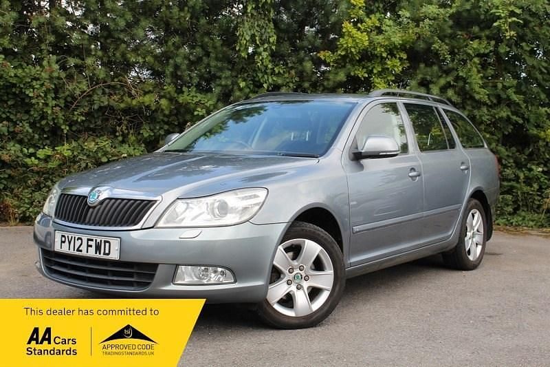 Grey Used 2012 Skoda Octavia Elegance Estate | £2,799 (Fair price) - Image 1/4