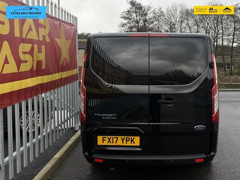 Used Ford Transit Custom Limited 170 HP (125 kW) 2017 Black Van