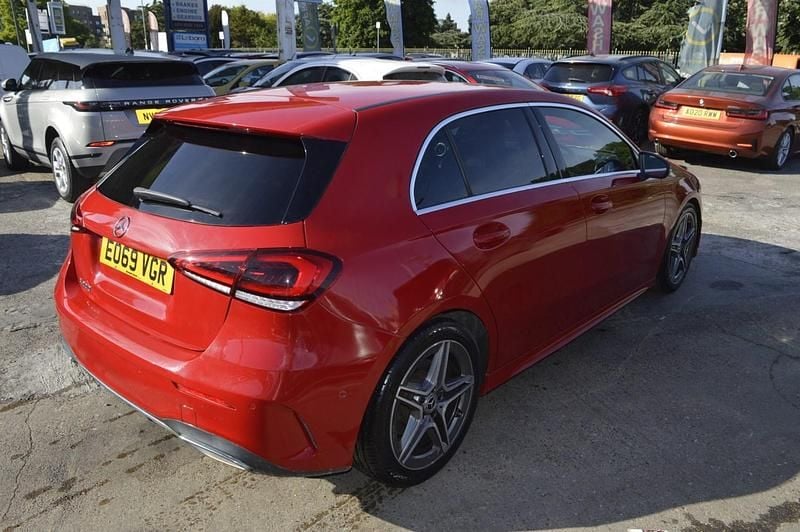 Used Mercedes A200 Executive 163 HP (119 kW) 2019 Red Hatchback