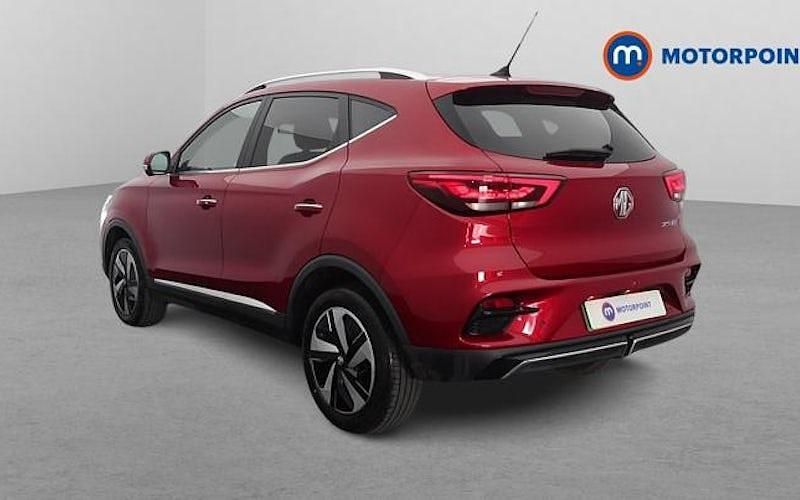 Used MG ZS Trophy 114 kW (156 HP) 2023 Red SUV