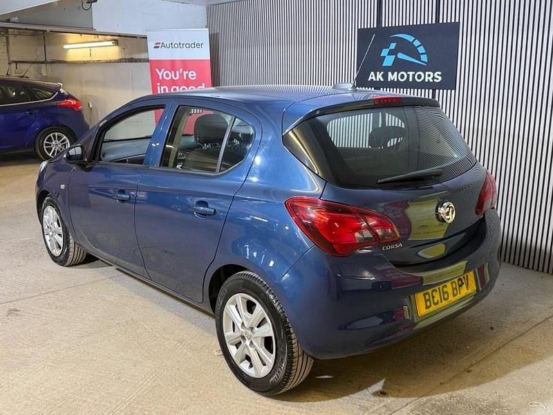 Used Vauxhall Corsa Design Edition 90 HP (66 kW) 2016 Blue Hatchback