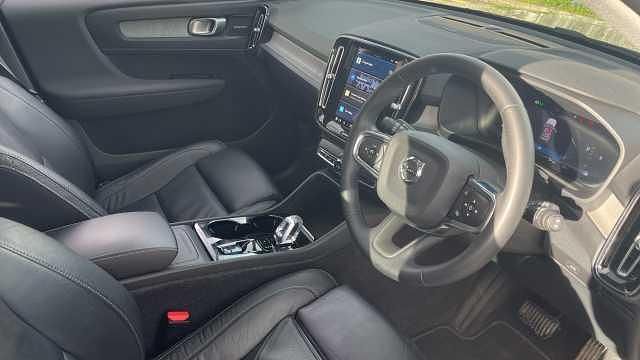 Used Volvo XC40 Ultimate 197 HP (144 kW) 2023 SUV
