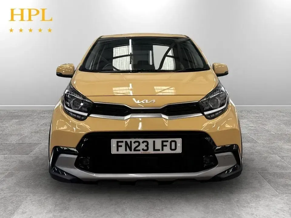 Used Kia Picanto X-Line 66 HP (48 kW) 2023 Yellow Hatchback