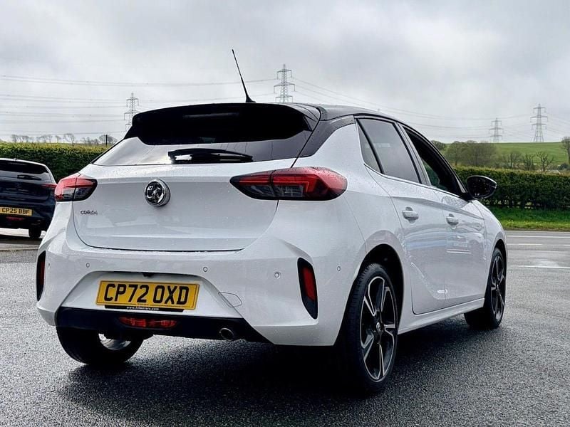 Second-hand Vauxhall Corsa Ultimate 99 CP (72 kW) 2023 Alb Hatchback