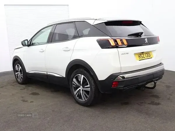 Used Peugeot 3008 Allure+ 131 HP (96 kW) 2023 White SUV