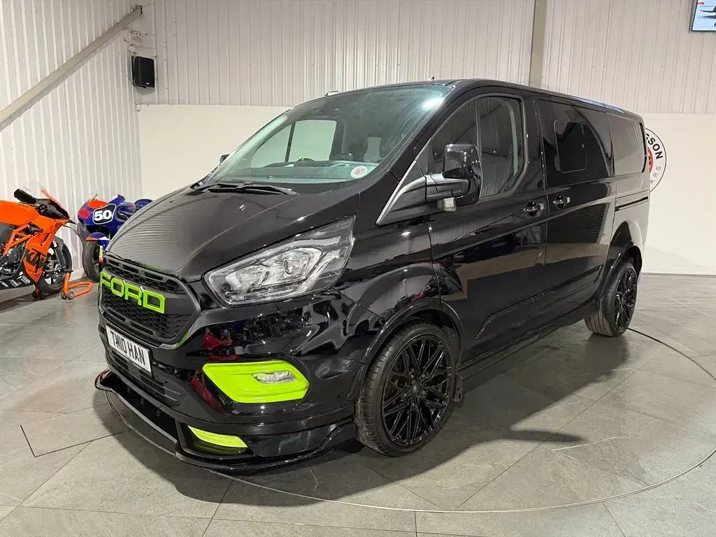 Używany Ford Transit Custom Limited 170 KM (125 kW) 2023 Czarny Van