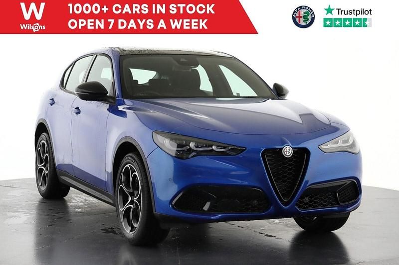 New 2025 Alfa Romeo Stelvio Sprint SUV | £50,995 (A bit pricey) - Image 1/4
