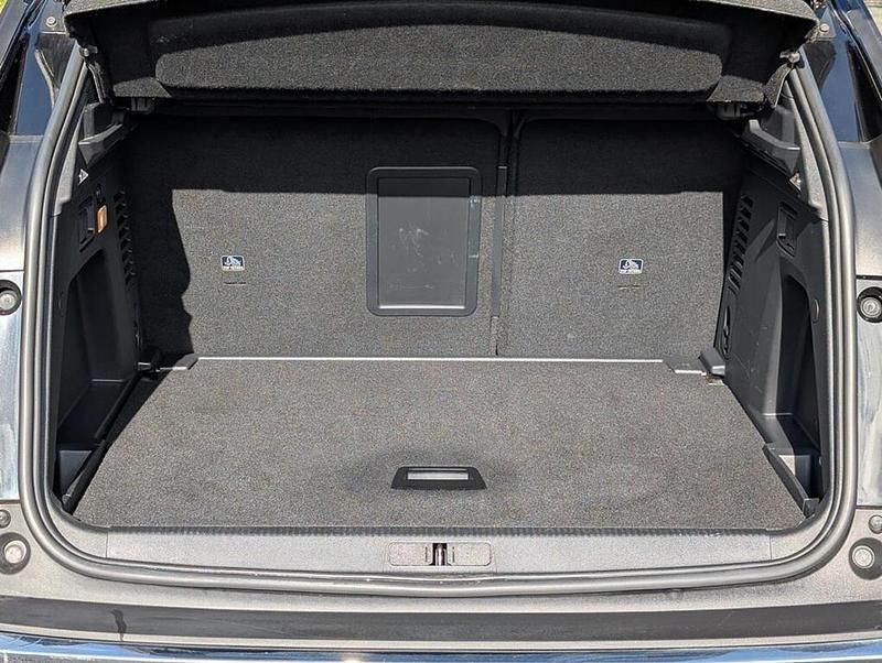 Gebraucht Peugeot 3008 Allure Premium 131 PS (96 kW) 2022 Schwarz SUV