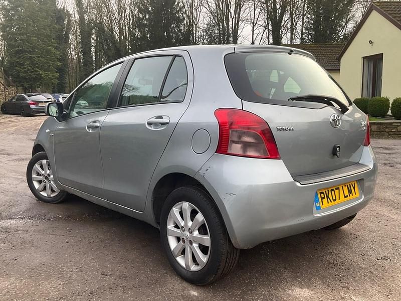Used Toyota Yaris 2007 Silver Hatchback