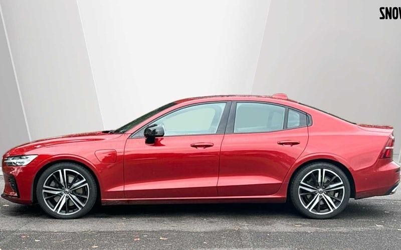 Used Volvo S60 R-Design 390 HP (286 kW) 2020 Red Sedan