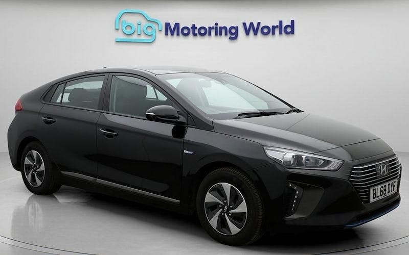 Used Hyundai Ioniq SE 141 HP (103 kW) 2018 Black Hatchback